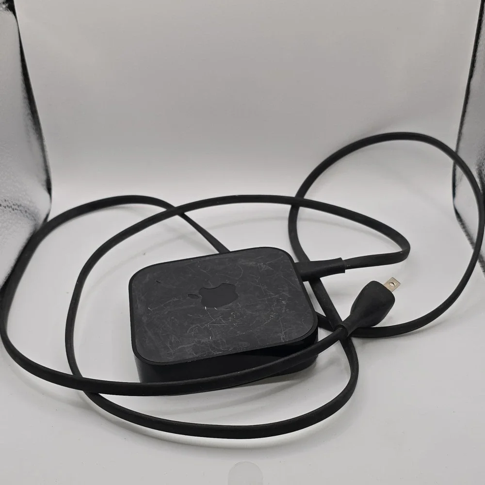 Apple TV Digital‎ HD Media Streamer Black HDMI Wi-Fi Ethernet Optical Audio